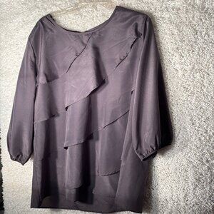 WOMEN'S CHARCOAL GRAY SHIRT. USED GREAT CONDITION. SIZE XXL 15